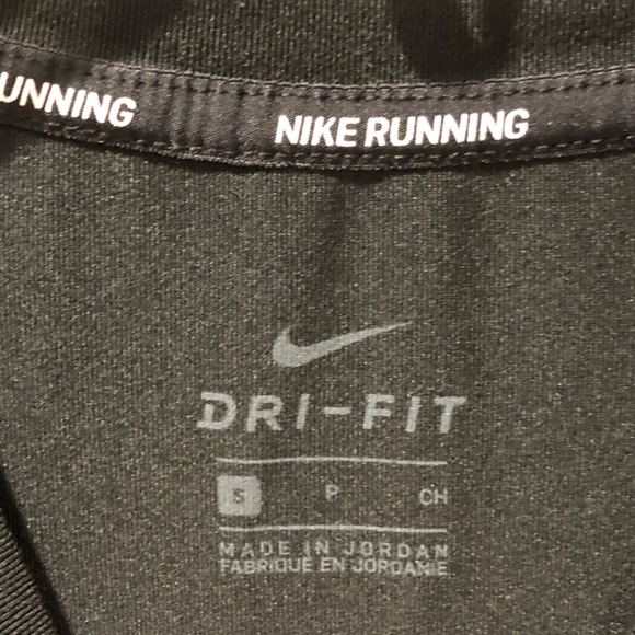 1041/ Nike Dri-Fit L/S Running Shirt, Reflective, Thumb Holes, Size S, Ex. Cond. - Picture 4 of 7